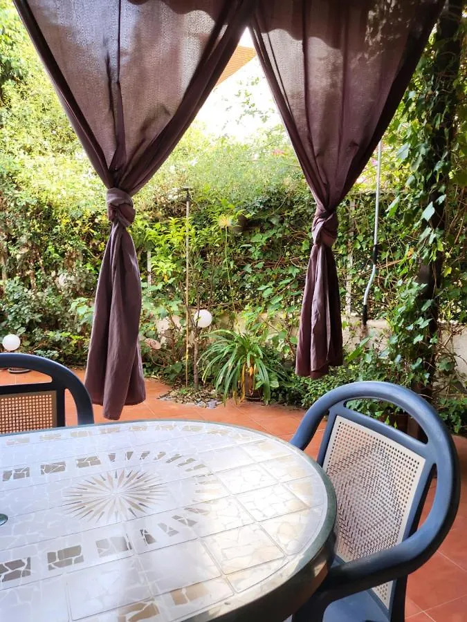 Casa Baja Preciosa Con Jardin Privado En Primera Linea Naturista! Vera Spagna